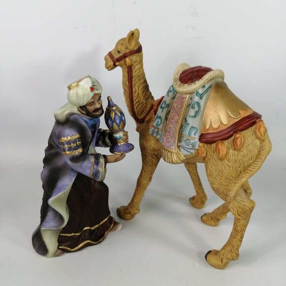 79525 Thomas Kinkade Nativity King Balthazar & Standing Camel Hawthorne Village - Picture 2 of 6
